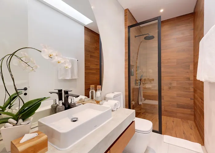 Villa Garden Pererenan By Breig *