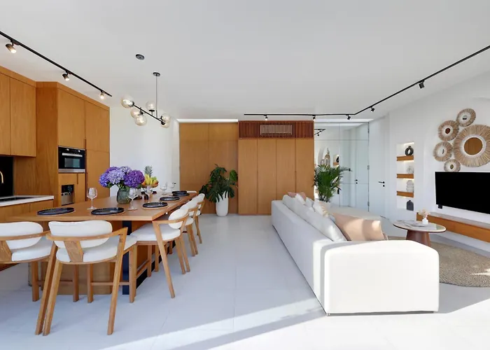 Garden Pererenan By Breig *